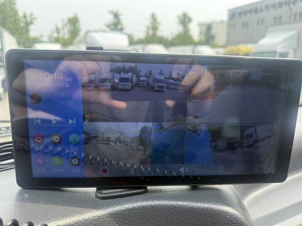 기아 봉고 1톤 탱크로리 2009년식 4채널 카메라 화면