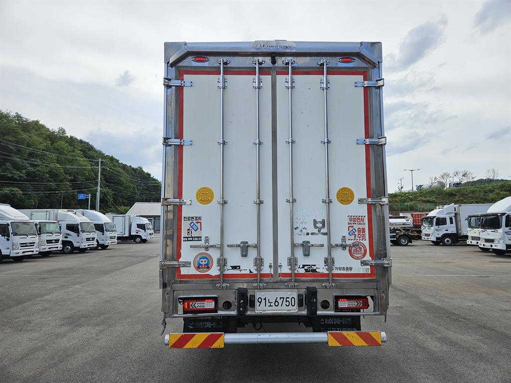 볼보 FH500 13톤 윙바디 2019년식 냉동 적재함 뒷문