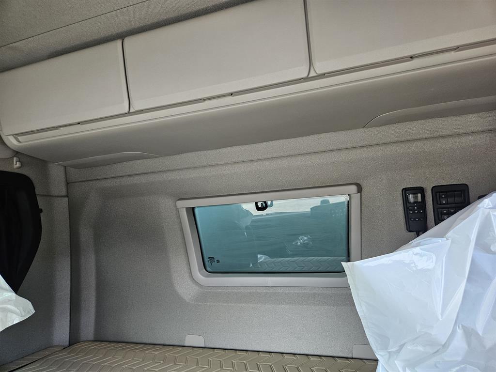 스카니아 560S 25톤 윙바디 2024년식 사진 16