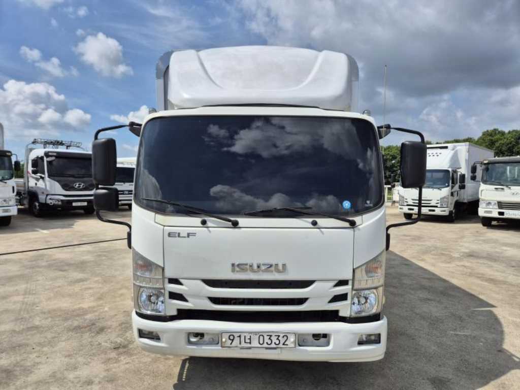 이스즈 엘프 3.5톤 윙바디 2018년식 정면 ISUZU ELF