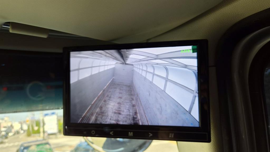 타타대우 맥쎈 8.5톤 윙바디 2025년식 윙 내부 카메라 화면