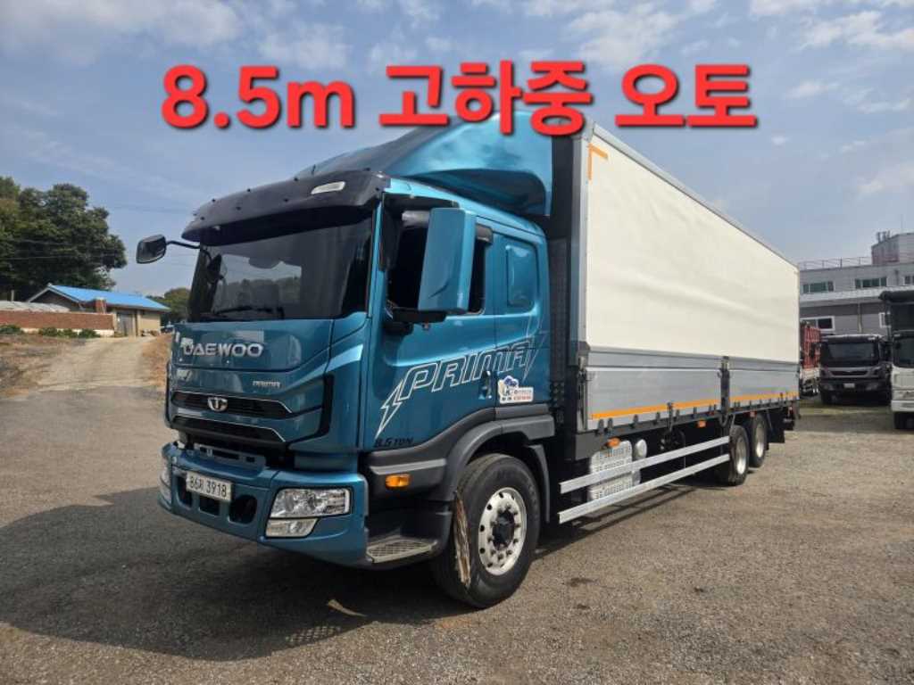 타타대우 프리마 4.5톤 윙바디 2022년식 전측면 외관