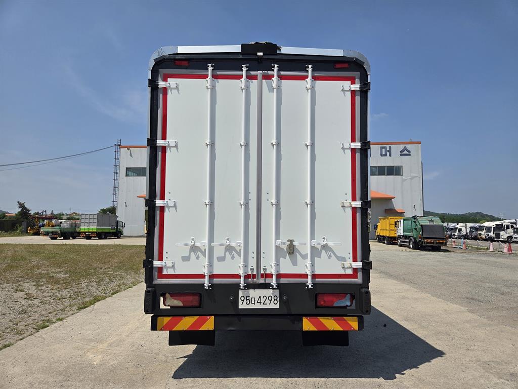 타타대우 프리마 4.5톤 윙바디 2017년식 사진 7