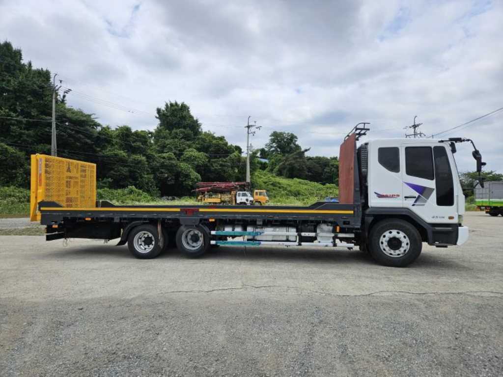 타타대우 4.5톤 셀프로더 2011년식 셀프로더 조수석 쪽 측면