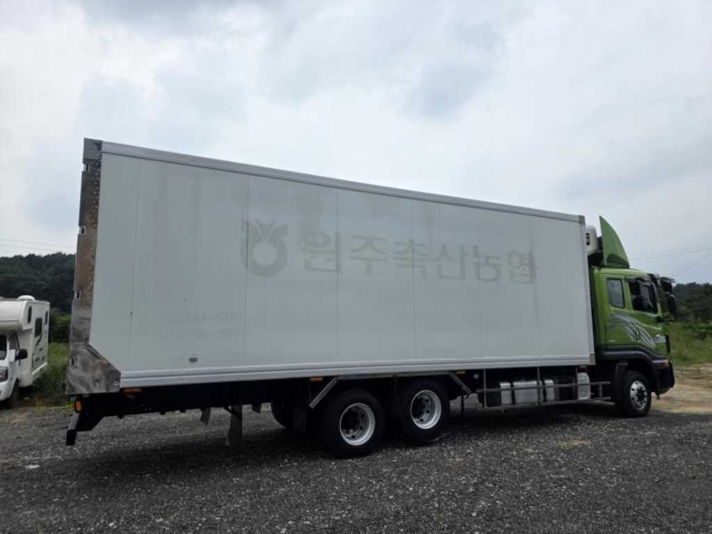 타타대우 5톤 카고 2015년식 사진 3