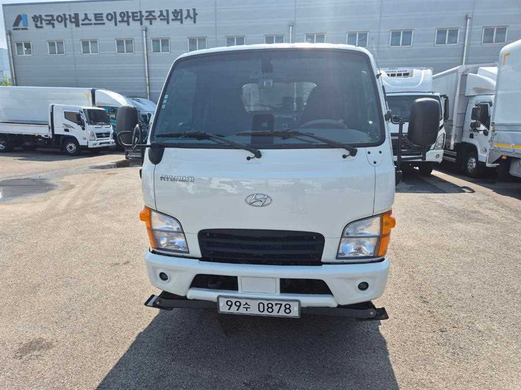 현대 마이티 2톤 고소작업차 2023년식 마이티 정면