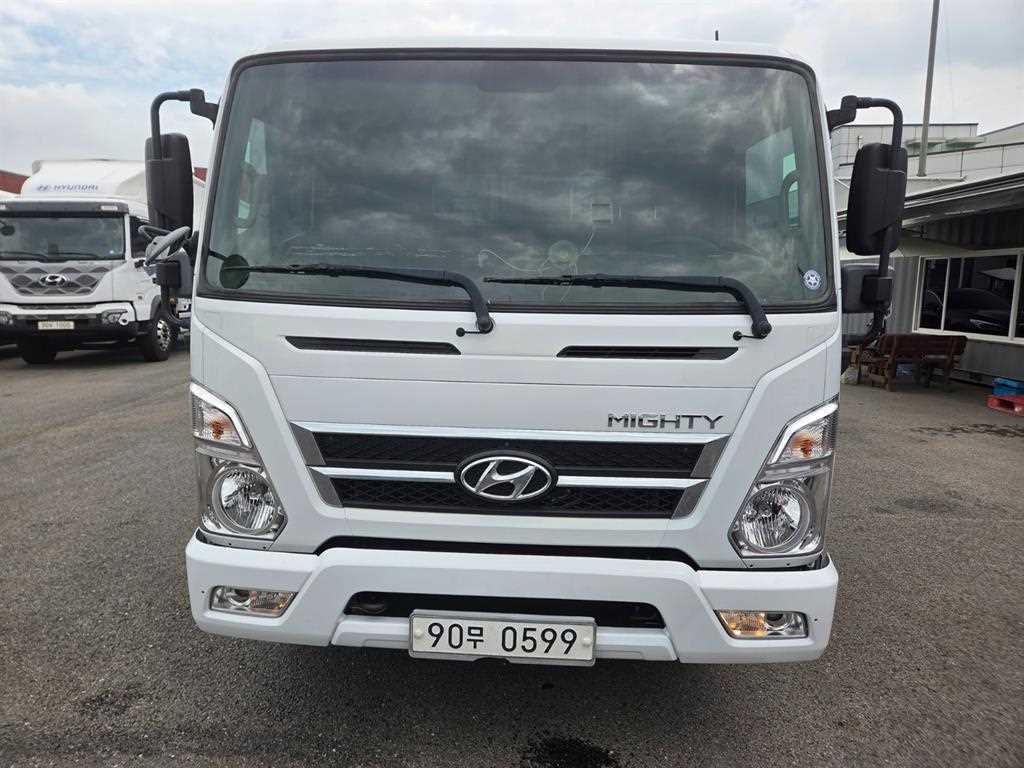 현대 마이티 2.5톤 카고 2018년식 마이티 정면
