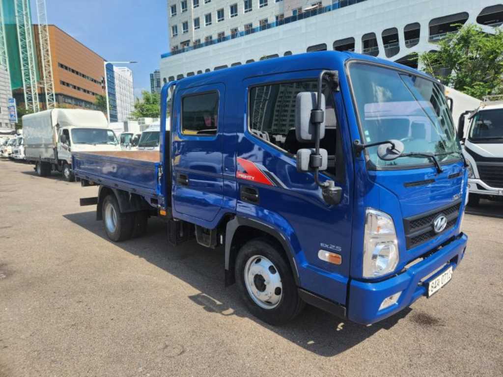현대 마이티 2.5톤 카고 2020년식 조수석 쪽 측면