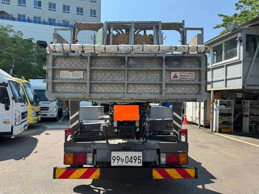 현대 마이티 3.5톤 고소작업차 2018년식 작업 바스켓 후면