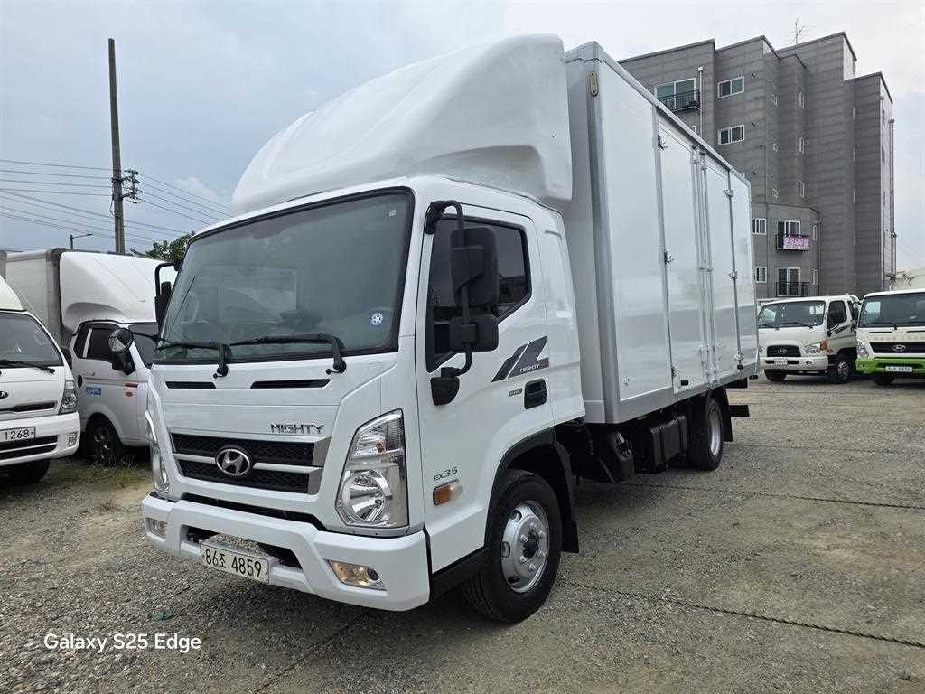 현대 마이티 3.5톤 익스탑 2020년식 운전석 쪽 전측면