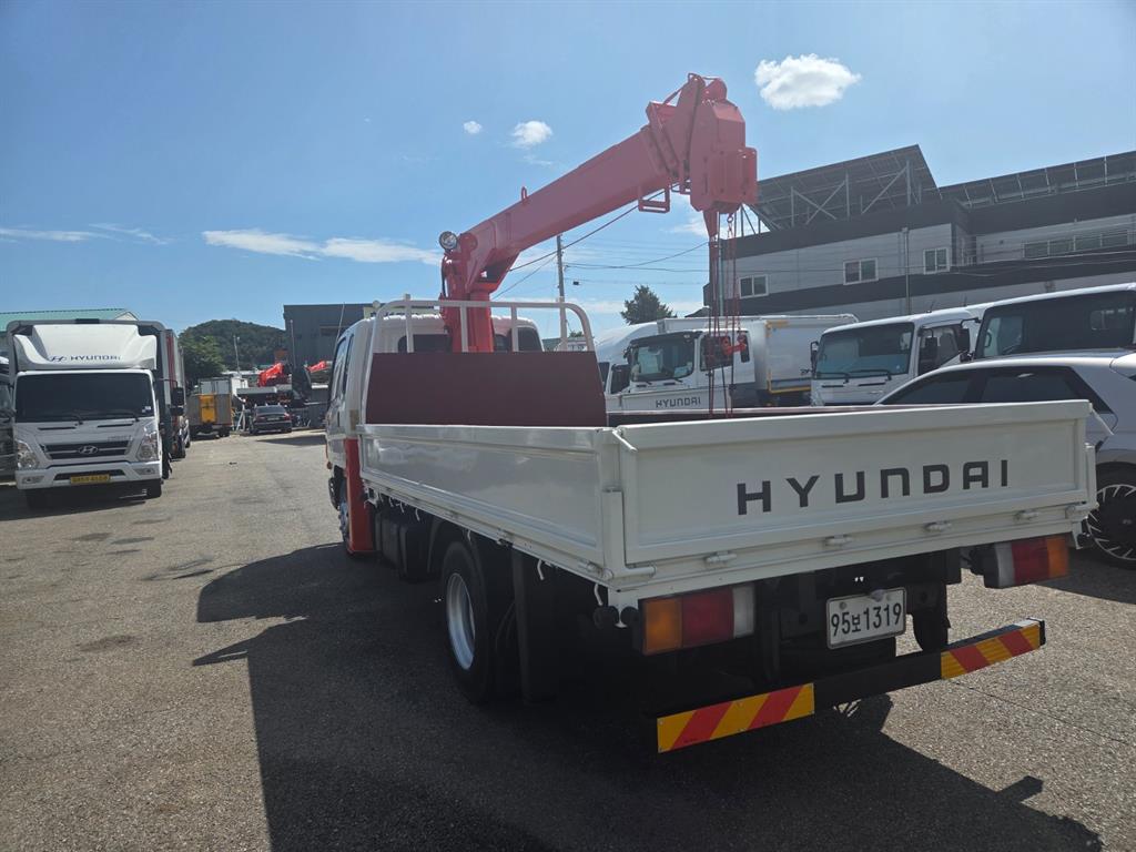 현대 마이티 3.5톤 카고크레인 2013년식 카고 적재함 후측면