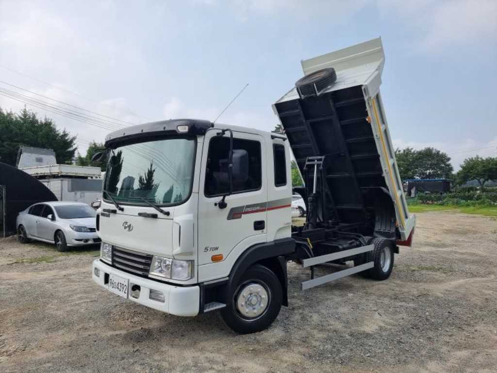 현대 메가트럭 5톤 덤프 2014년식 사진 7