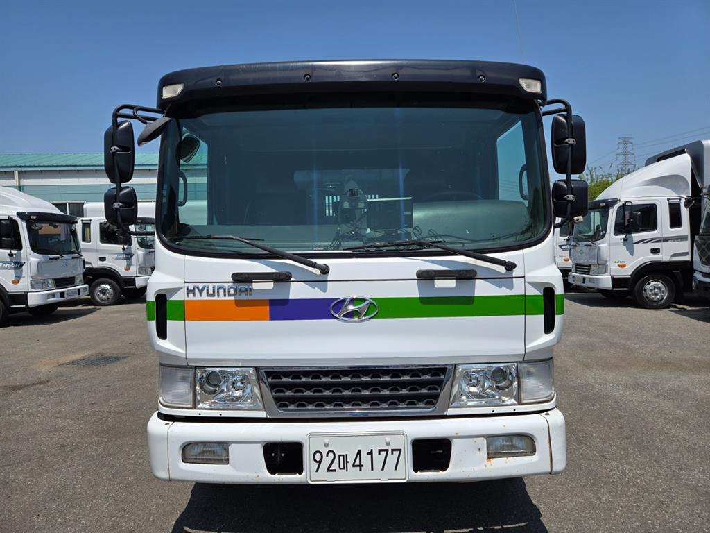 현대 메가트럭 5톤 덤프 2017년식 사진 4