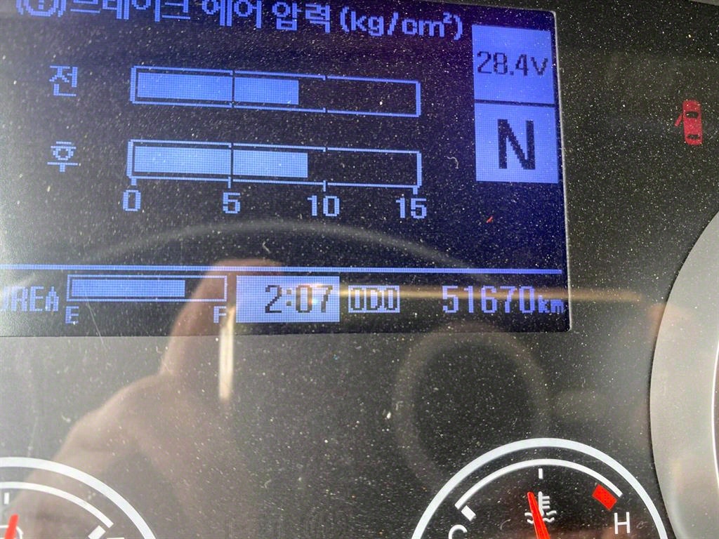 현대 메가트럭 5톤 카고크레인 2018년식 계기판 주행거리 51,670km