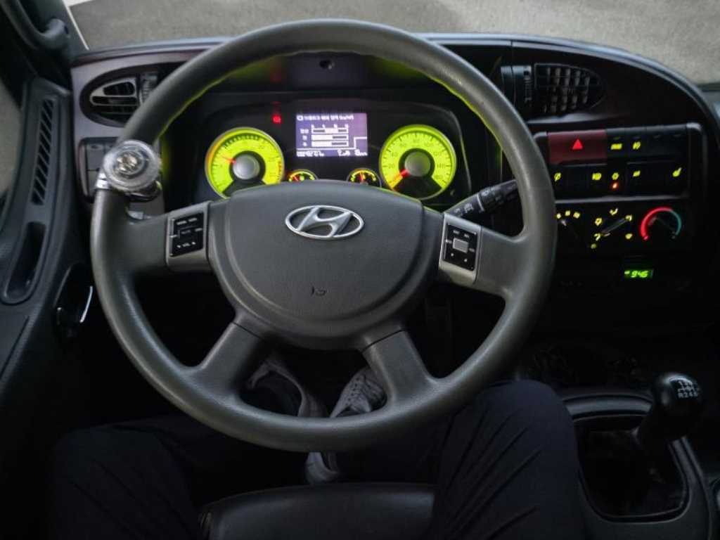 현대 메가트럭 5톤 카고 2010년식 사진 15