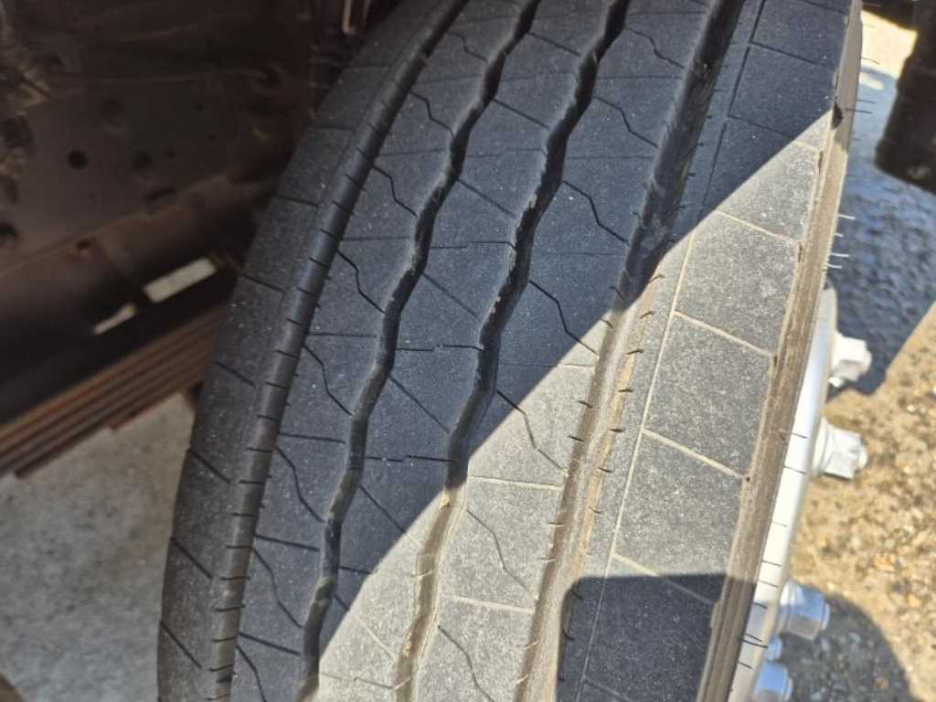 현대 메가트럭 5톤 카고 2019년식 사진 10