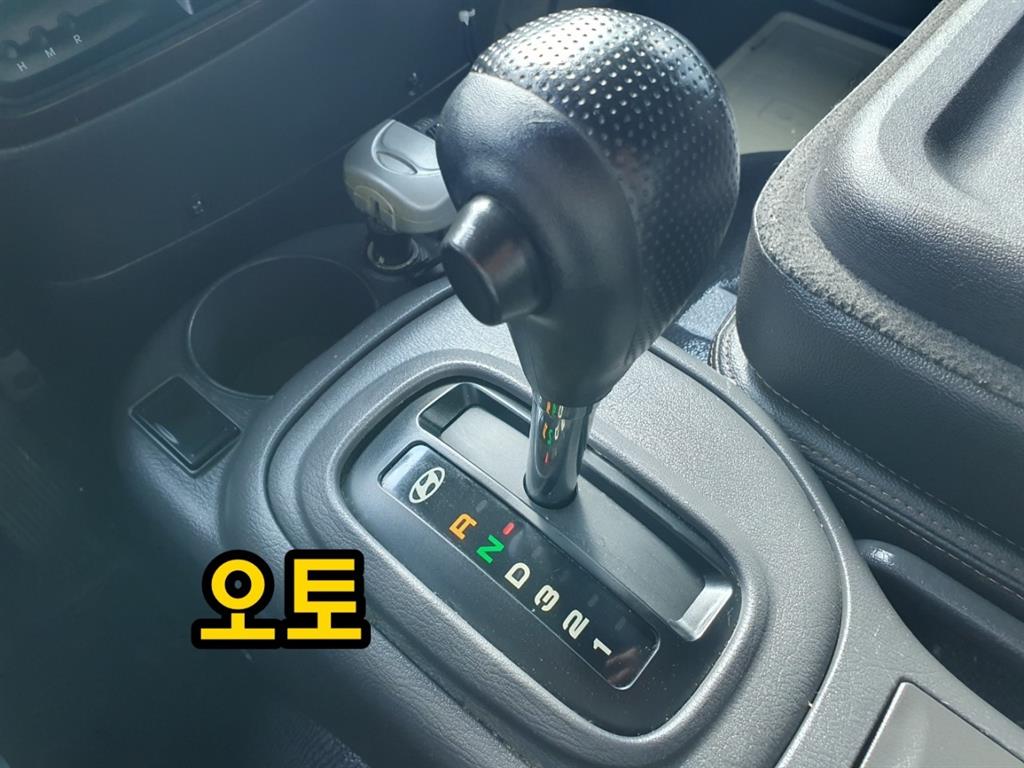 현대 메가트럭 5톤 카고 2021년식 사진 12