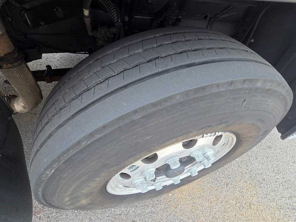 현대 메가트럭 7.5톤 윙바디 2018년식 사진 13