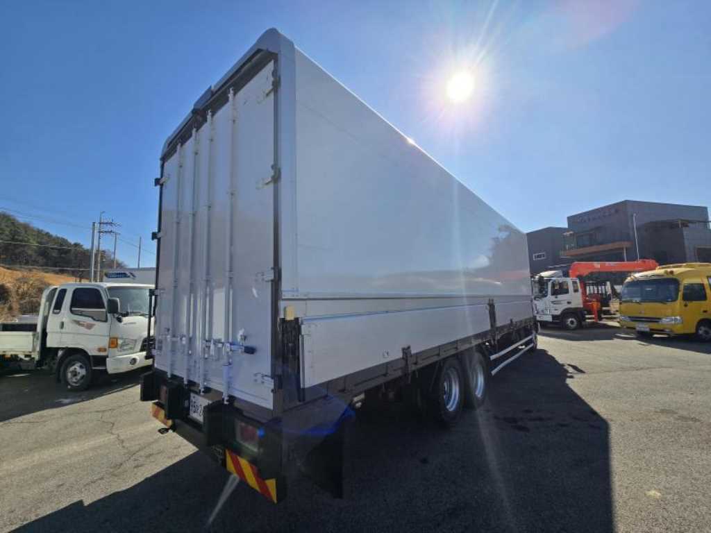 현대 메가트럭 7.5톤 윙바디 2014년식 사진 5