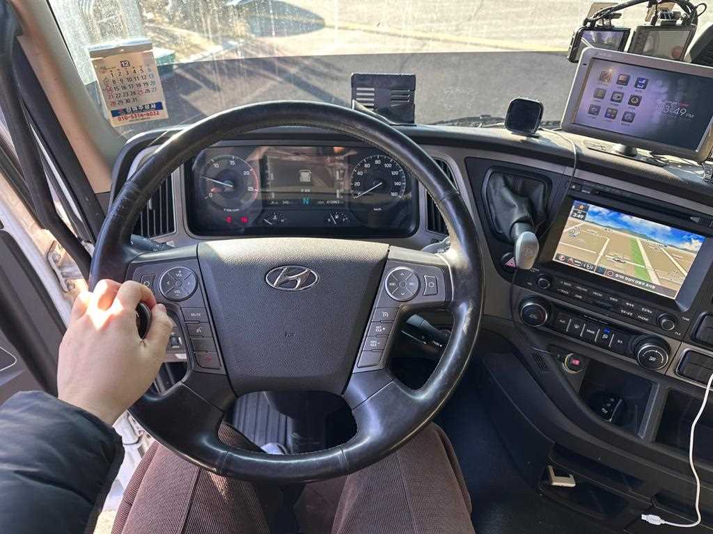현대 엑시언트 14.5톤 냉동탑 2019년식 사진 15