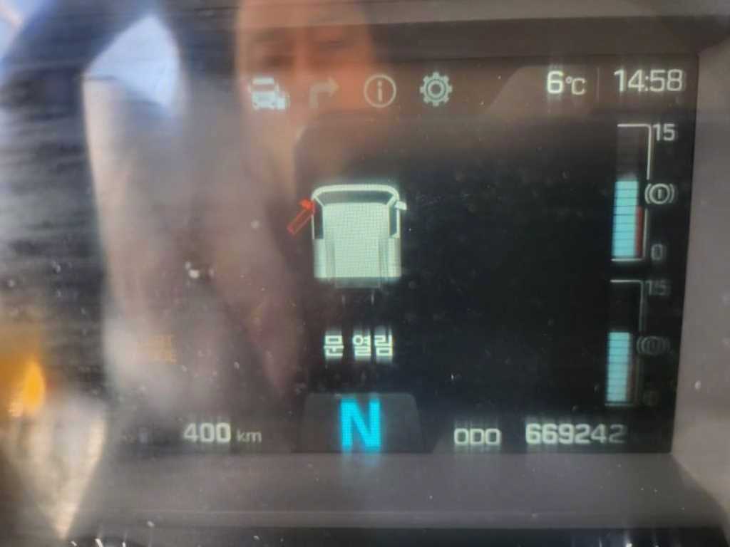 현대 엑시언트 17.5톤 사료운반차 2016년식 계기판 주행 669,242km
