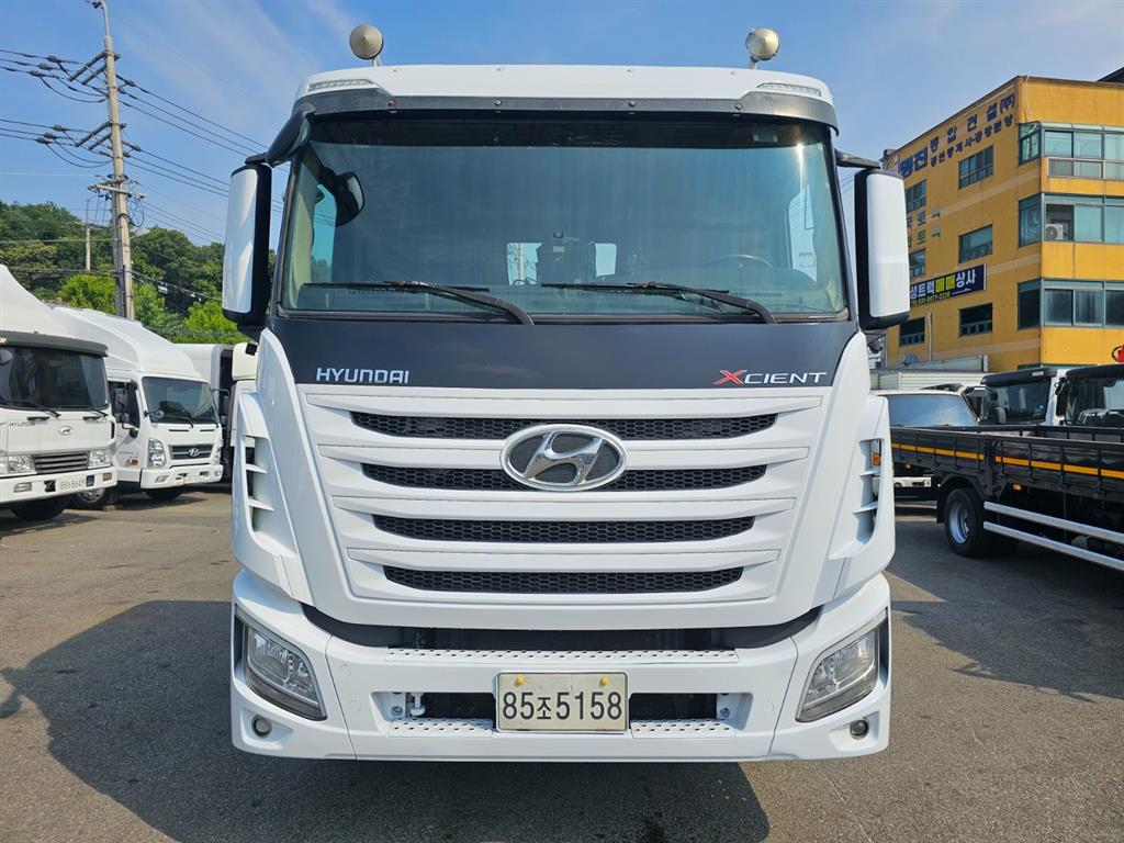 현대 엑시언트 24톤 암롤 2015년식 엑시언트 정면