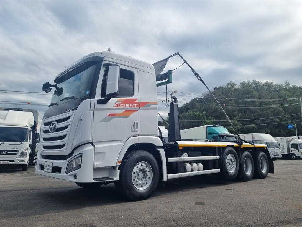 현대 엑시언트 24톤 암롤 2018년식 엑시언트 원쓰리 암롤 전측면