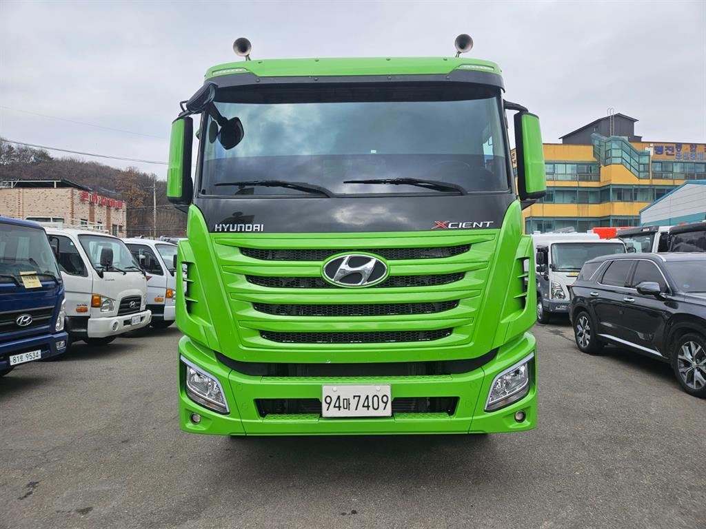 현대 엑시언트 24톤 암롤 2018년식 엑시언트 정면