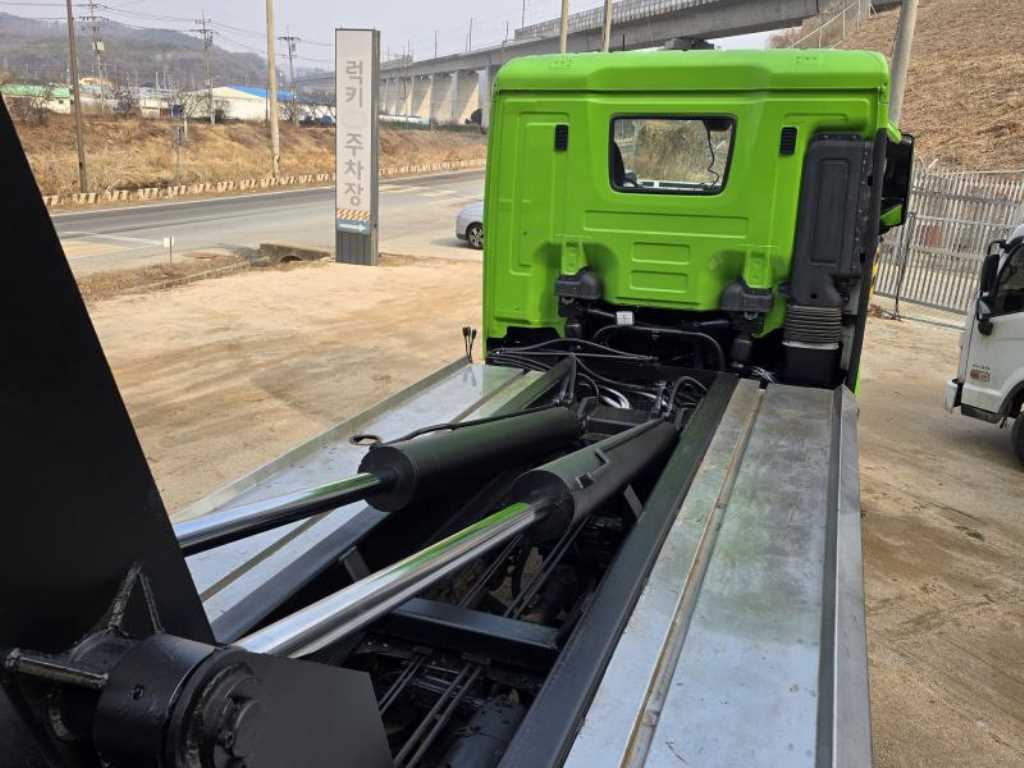 현대 엑시언트 24톤 암롤 2020년식 암롤 유압 실린더