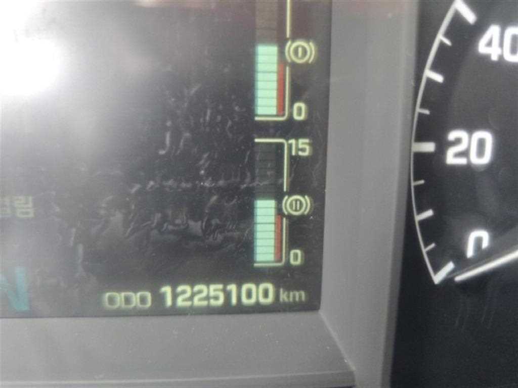 현대 엑시언트 25톤 카고 2014년식 계기판 1,225,100km
