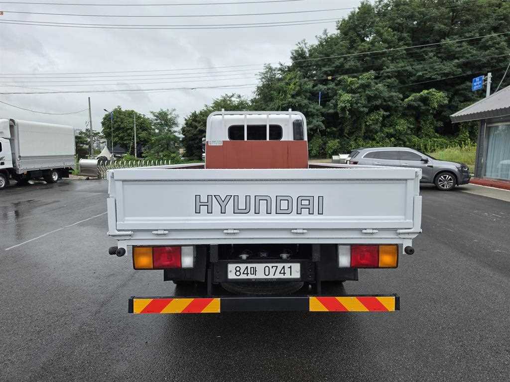 현대 올뉴마이티 2.5톤 카고 2017년식 후면