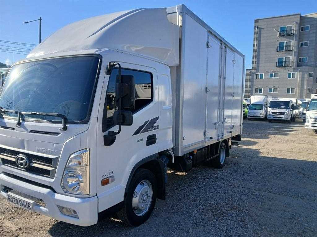 현대 올뉴마이티 2.5톤 익스탑 2020년식 조수석 쪽 전측면