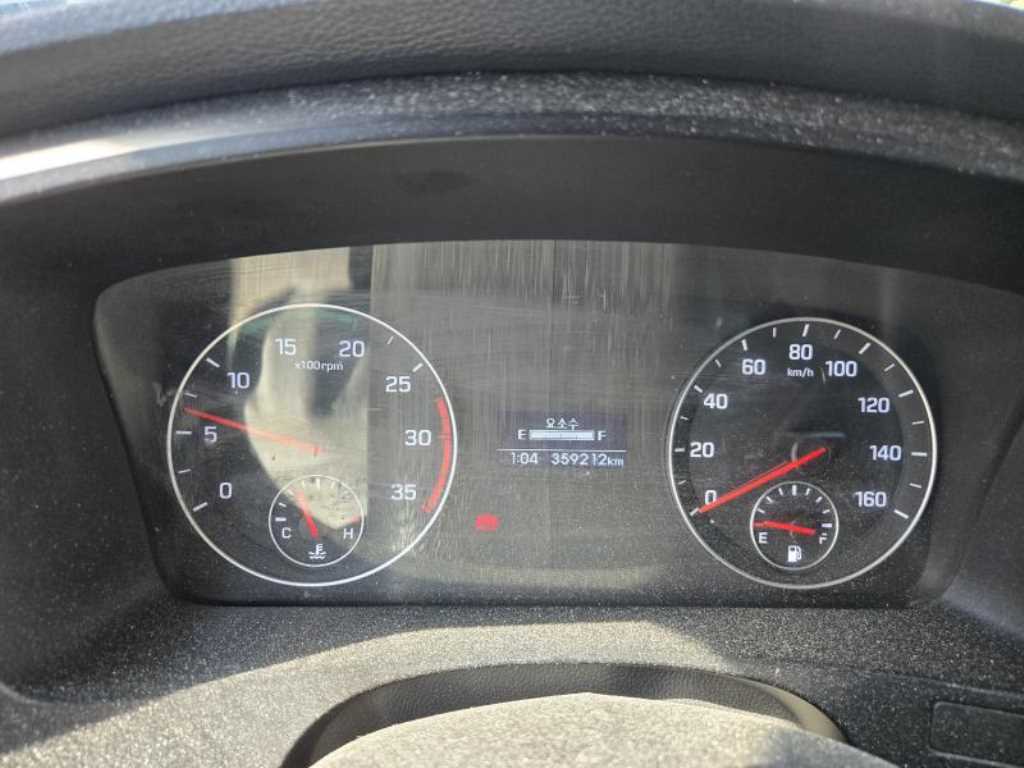 현대 올뉴마이티 3.5톤 내장탑 2019년식 계기판 주행거리 359,212km