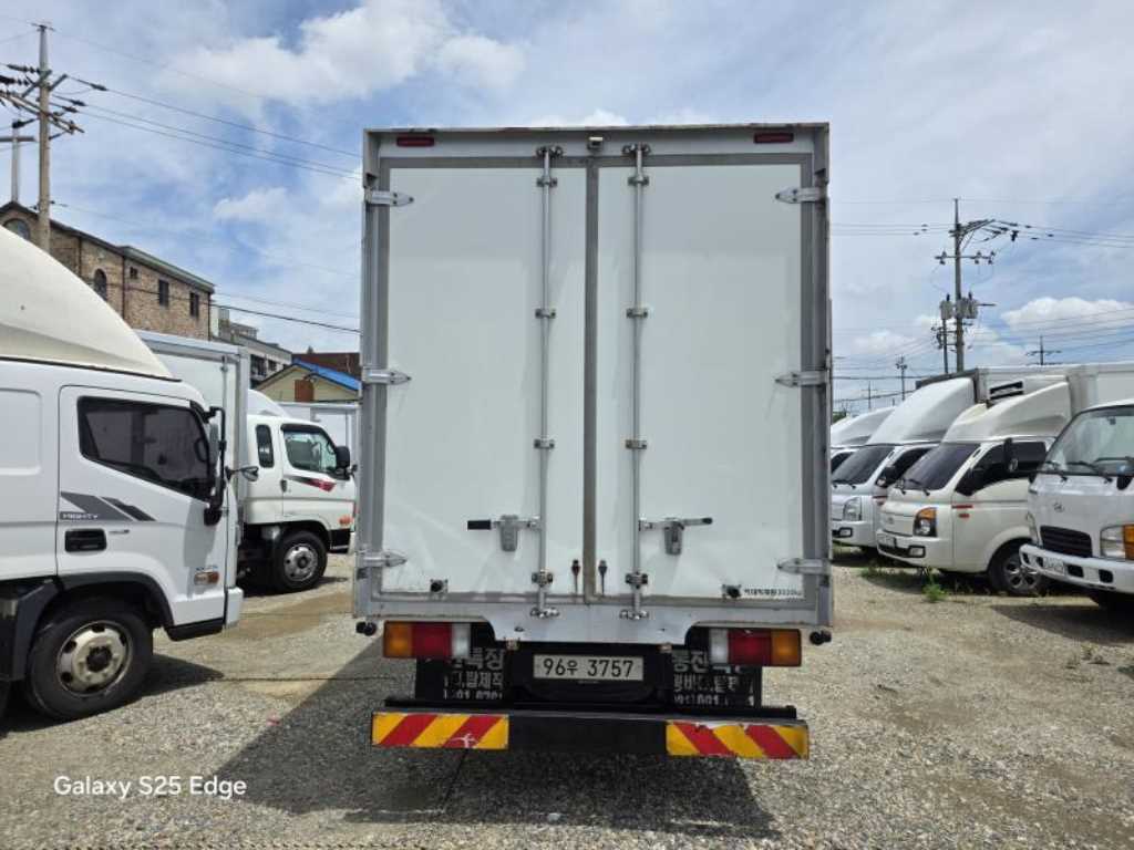 현대 올뉴마이티 3.5톤 내장탑 2020년식 내장탑 후문