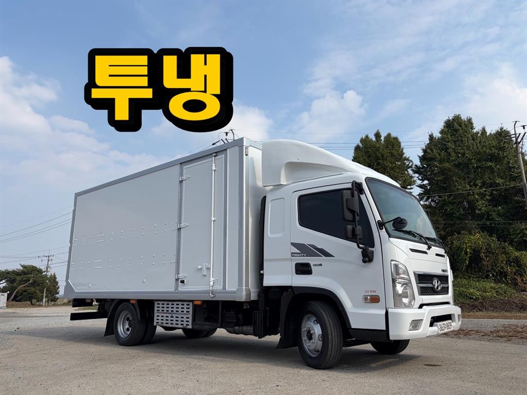 현대 올뉴마이티 3.5톤 냉동탑 2018년식 올뉴마이티 냉동탑 전측면