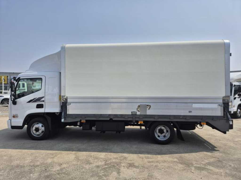 현대 올뉴마이티 3.5톤 윙바디 2018년식 운전석 쪽 측면