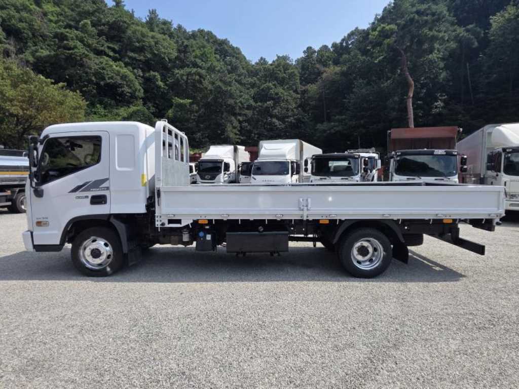 현대 올뉴마이티 3.5톤 카고 2019년식 운전석 쪽 카고 측면