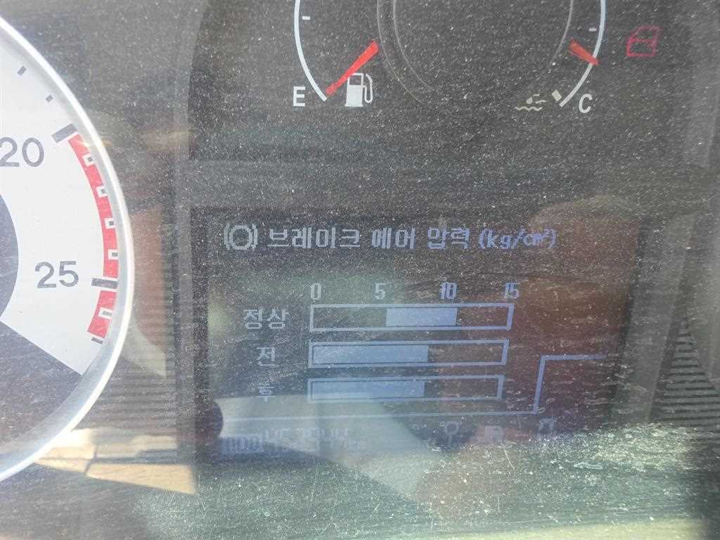 현대 트라고 8.5톤 윙바디 2011년식 사진 15