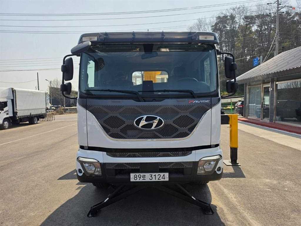 현대 파비스 5톤 카고크레인 2021년식 파비스 정면