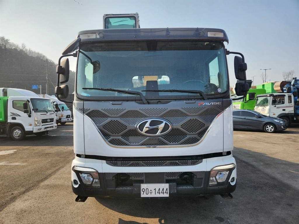 현대 파비스 5톤 카고크레인 2021년식 파비스 정면
