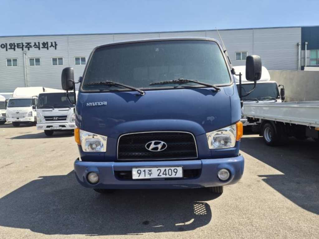 현대 마이티 2.5톤 카고 2015년식 e-마이티 정면