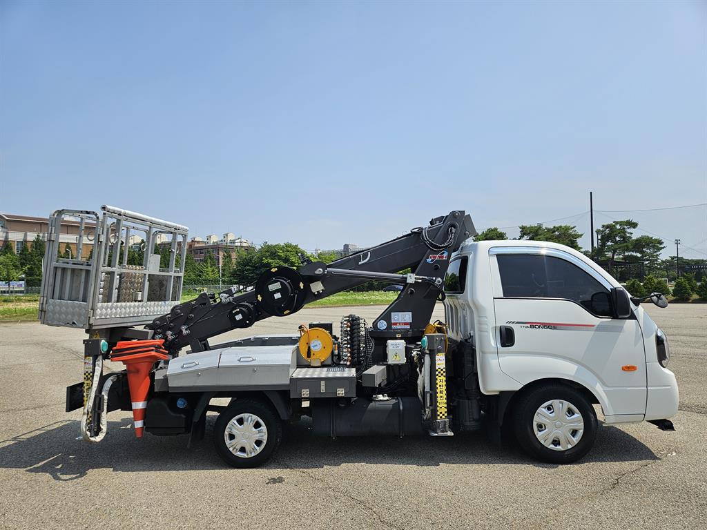 1톤 고소작업차 2021년식 사진 5