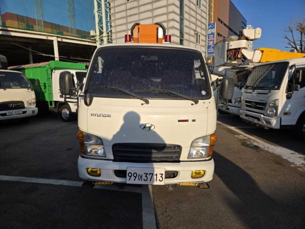 2.5톤 고소작업차 2019년식 사진 3