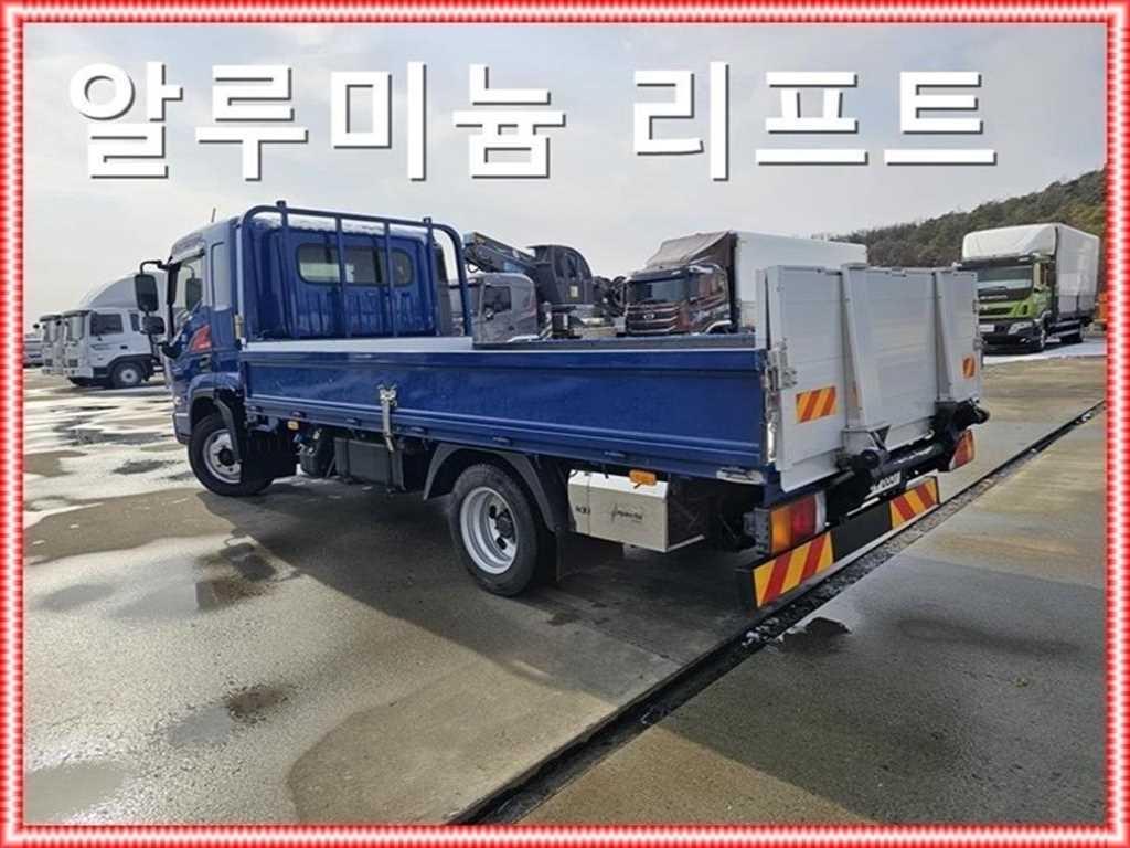 2.5톤 카고 2024년식 사진 1