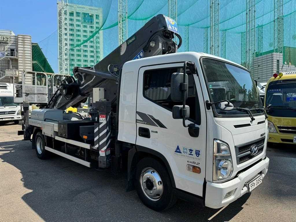 3.5톤 고소작업차 2018년식 사진 1