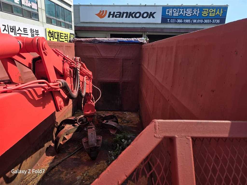 4.5톤 집게차 2015년식 사진 8