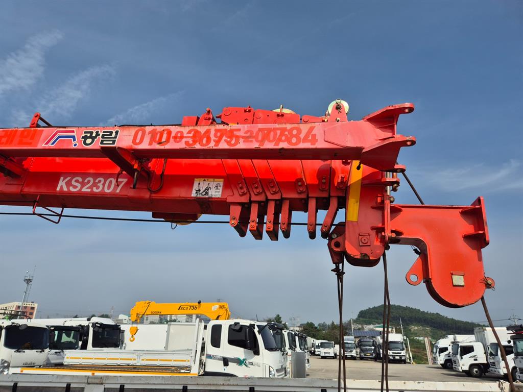 5톤 카고크레인 2021년식 사진 8